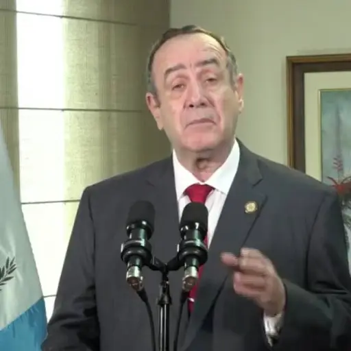 Presidente Alejandro Giammattei ,