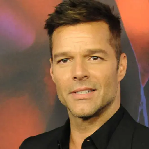 Ricky Martin ,