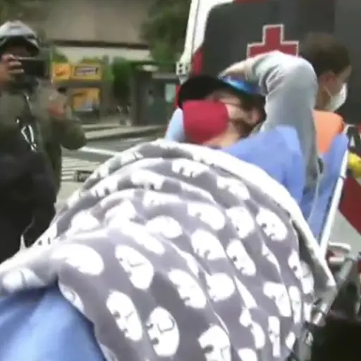 mujer-que-dio-a-luz-sobre-paseo-de-la-reforma ,