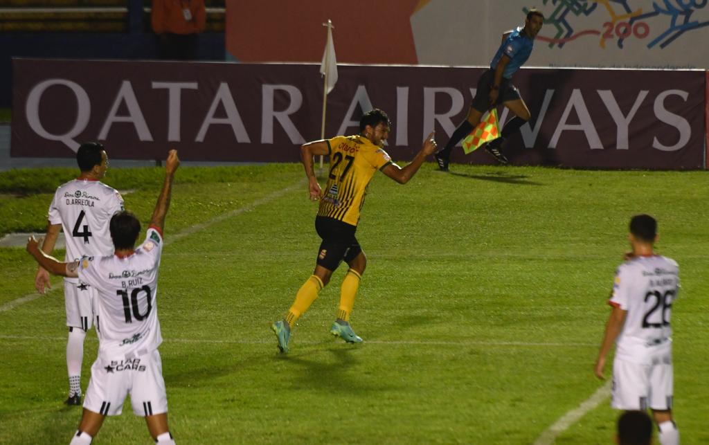 Gol de Luis Ángel Landín ante Alajuelense | 