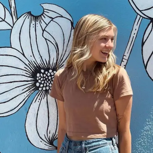 Instagram / @gabspetito