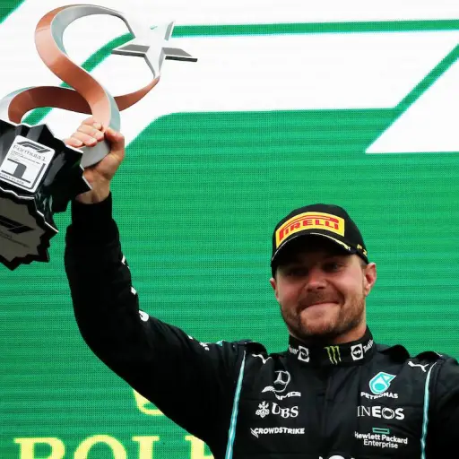 Valtteri Bottas celebra en el podio del Gran Premio de Turquía. Foto: Getty Images