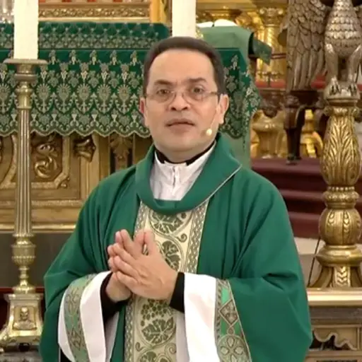 Padre Orlando Aguilar ,