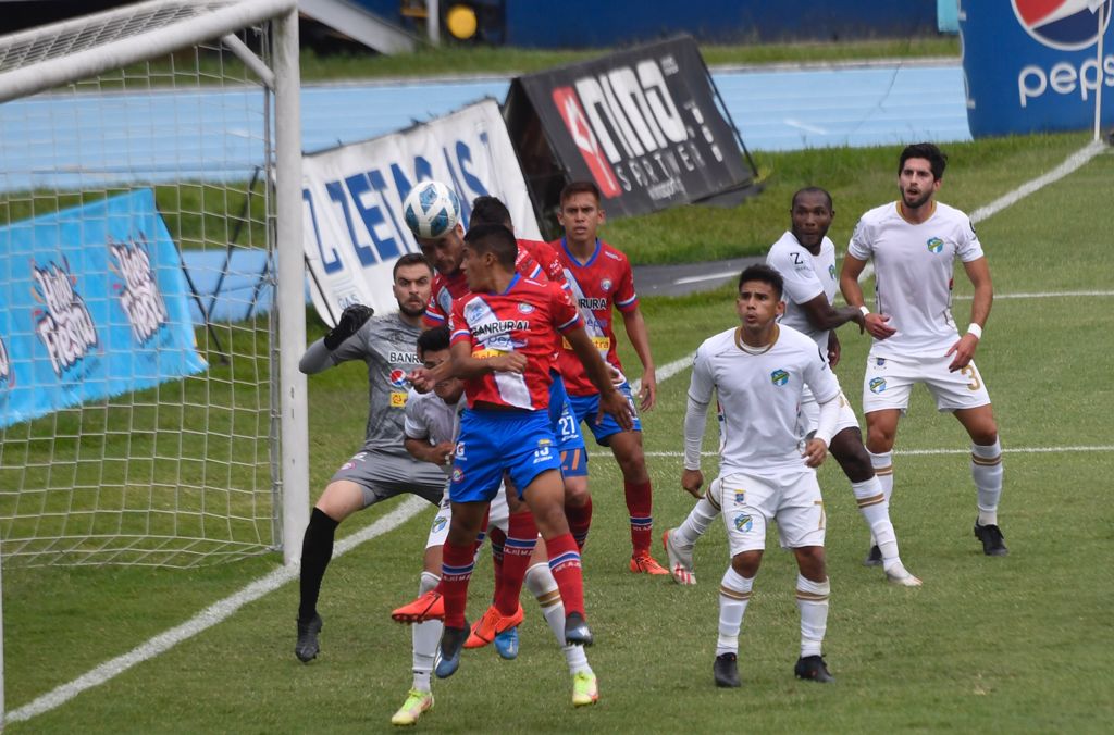 comunicaciones-vs-xelaju-resultado-partido-torneo-apertura-emisoras-unidas-18 | 