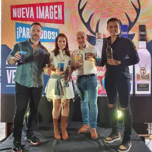 Presentación de la nueva imagen de Venado. Foto: Cortesía.