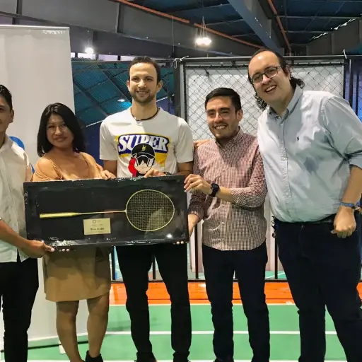 Twitter: @tuiterosxGT