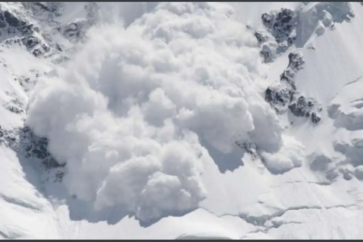 Avalancha-Ecuador-Volcán, 