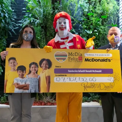 McDonalds McDía Feliz ,