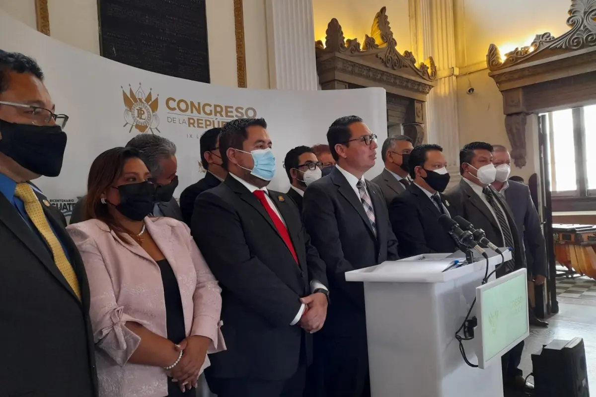 Comisión de Finanzas entrega dictamen del proyecto de Presupuesto 2022. Foto: Congreso