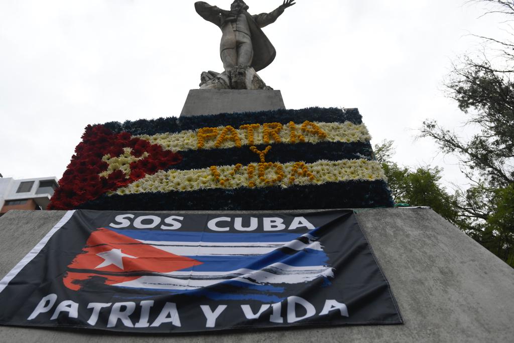 cubanos-protesta-monumento-jose-marti-19 | 