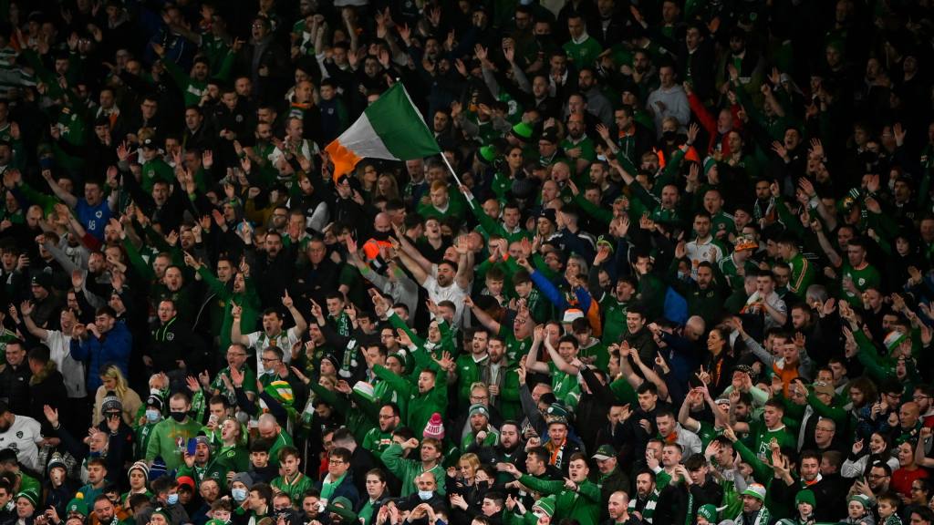 Deportistas irlandeses piden que su selección boicotee partido ante Israel