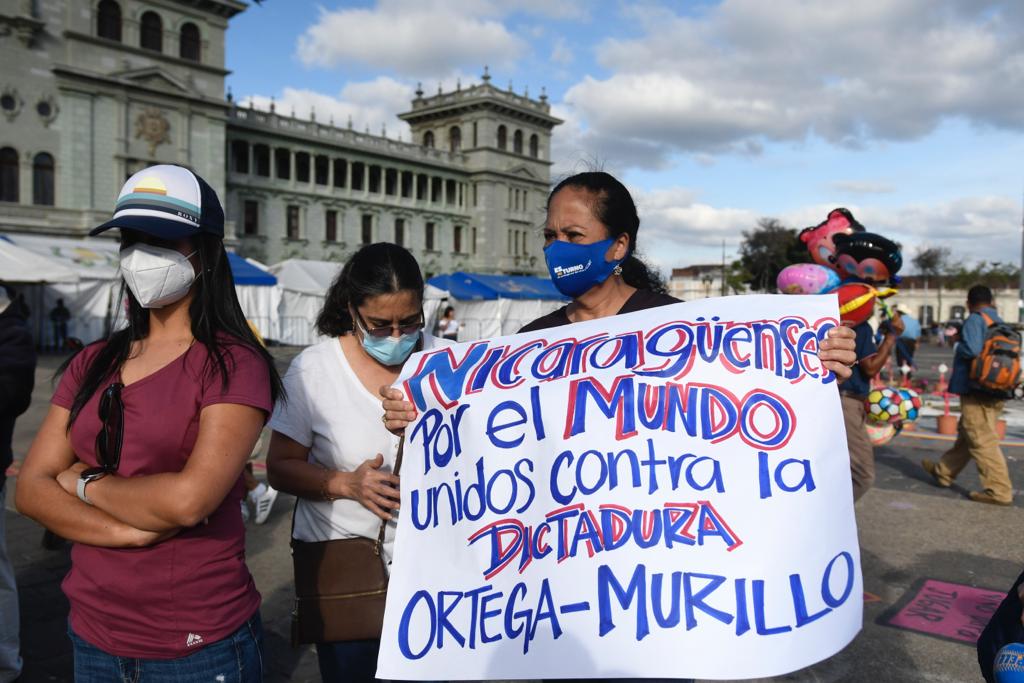 protesta-nicaraguenses-plaza-constitucion-3 | 