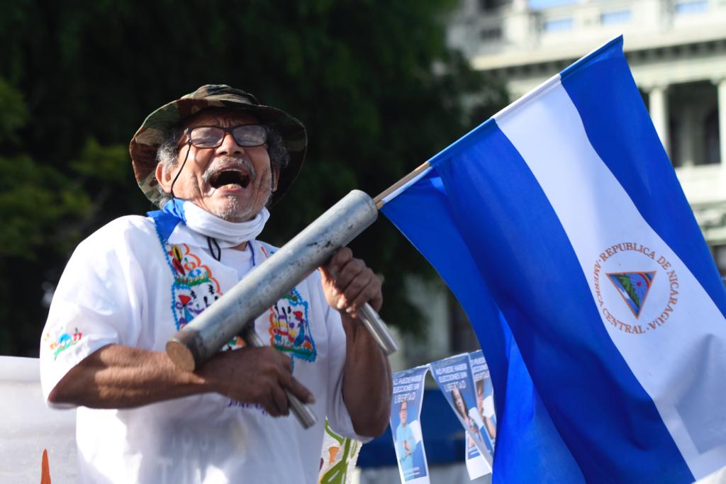 protesta-nicaraguenses-plaza-constitucion-6 | 