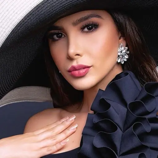 Dannia Guevara Miss Universo ,