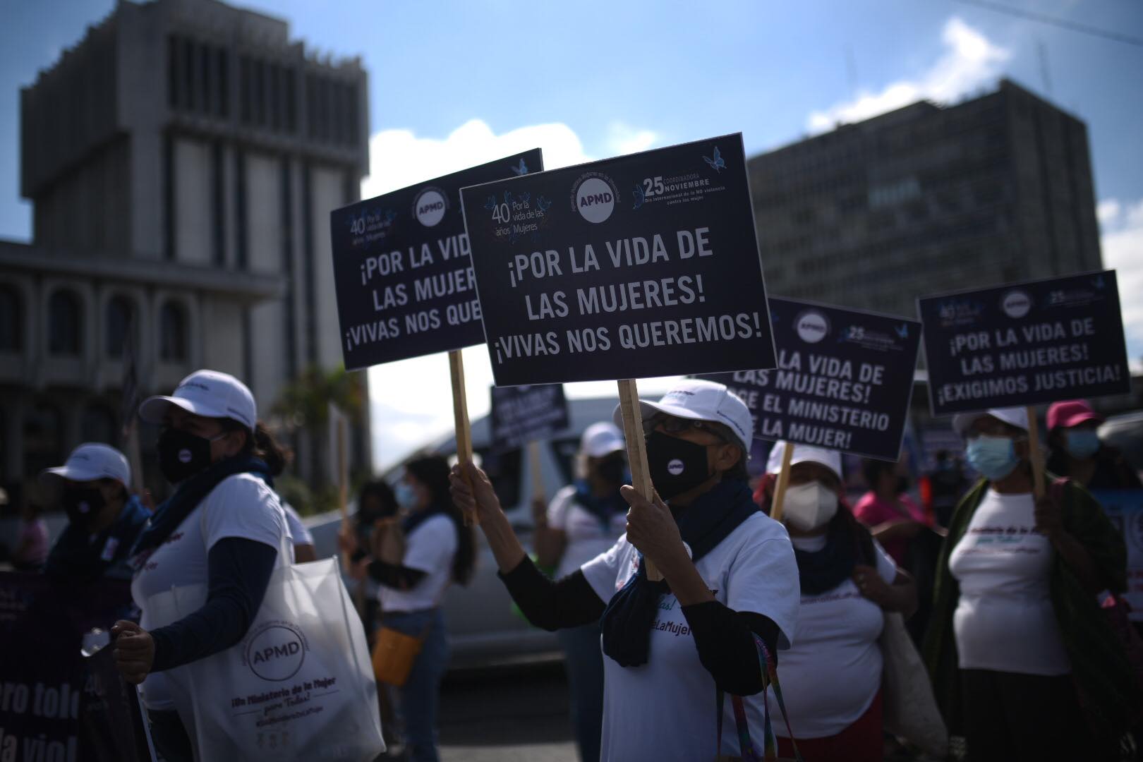 marcha-dia-contra-violencia-mujeres-emisoras-unidas7 | 