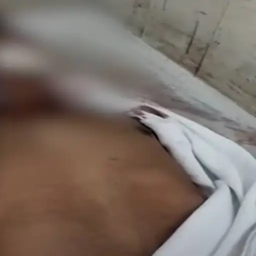 hombre-revive-India ,