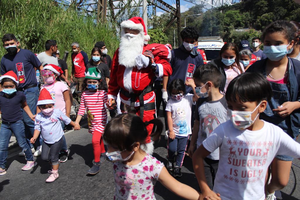 santa-claus-de-los-pobres-2021-6 | 