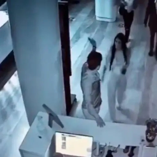 Fiscal golpeó a su novia y luego apareció muerta ,