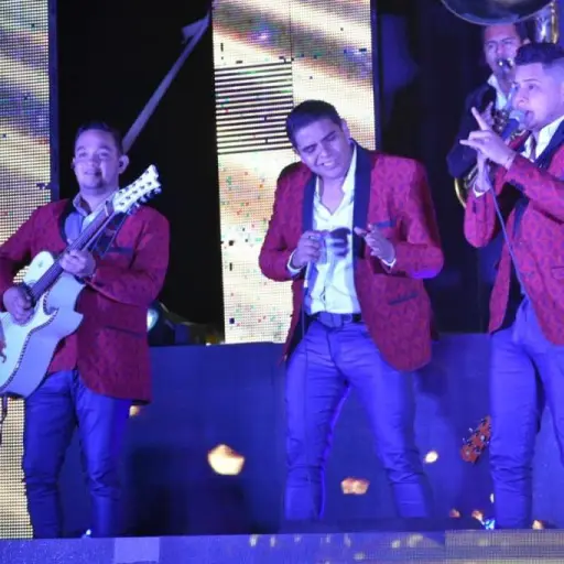 Los Distinguidos del Puerto ,