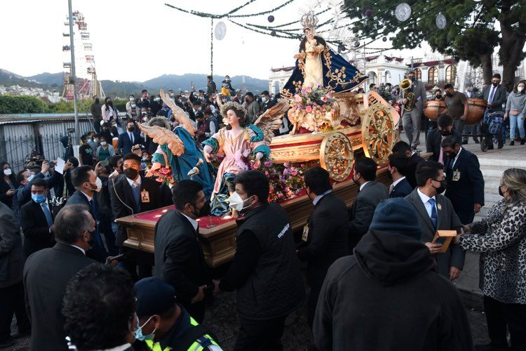 tradicional-rezado-virgen-rosario-morenos-mixco-3 | 