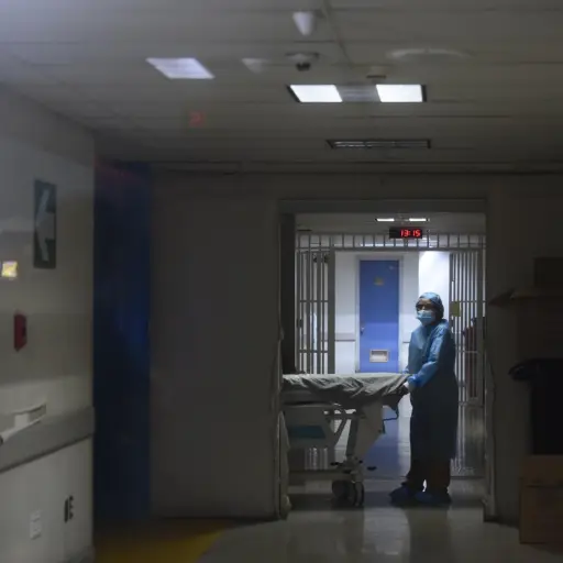 conferencia-hospital-roosevelt-covid-19-omicron-emisoras-unidas11 ,