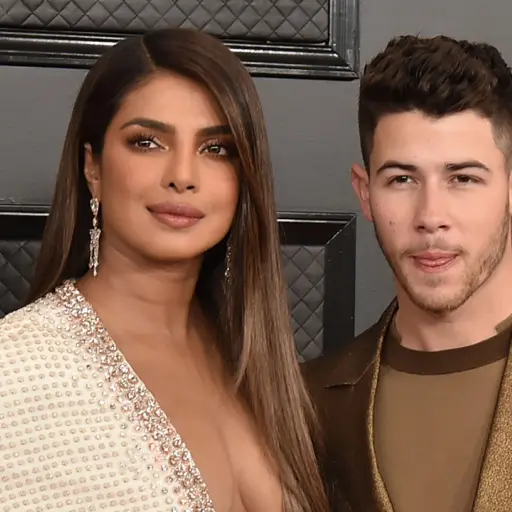 Priyanka-Chopra-Nick-Jonas ,