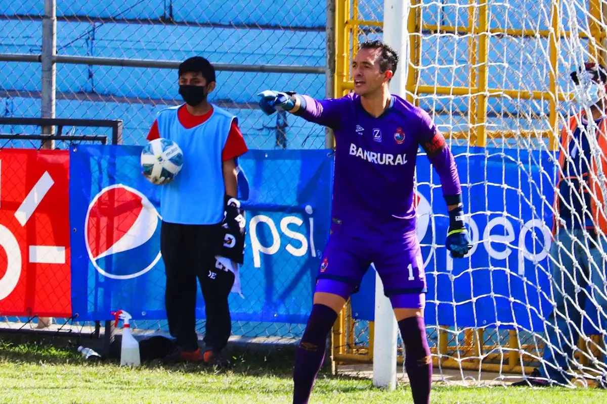 Ricardo Jerez habla del clásico 319, 