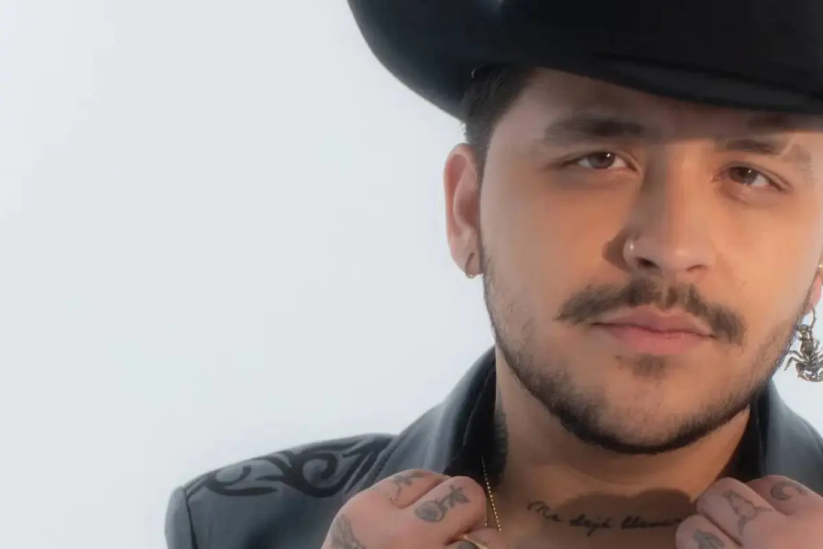 Christian Nodal, 