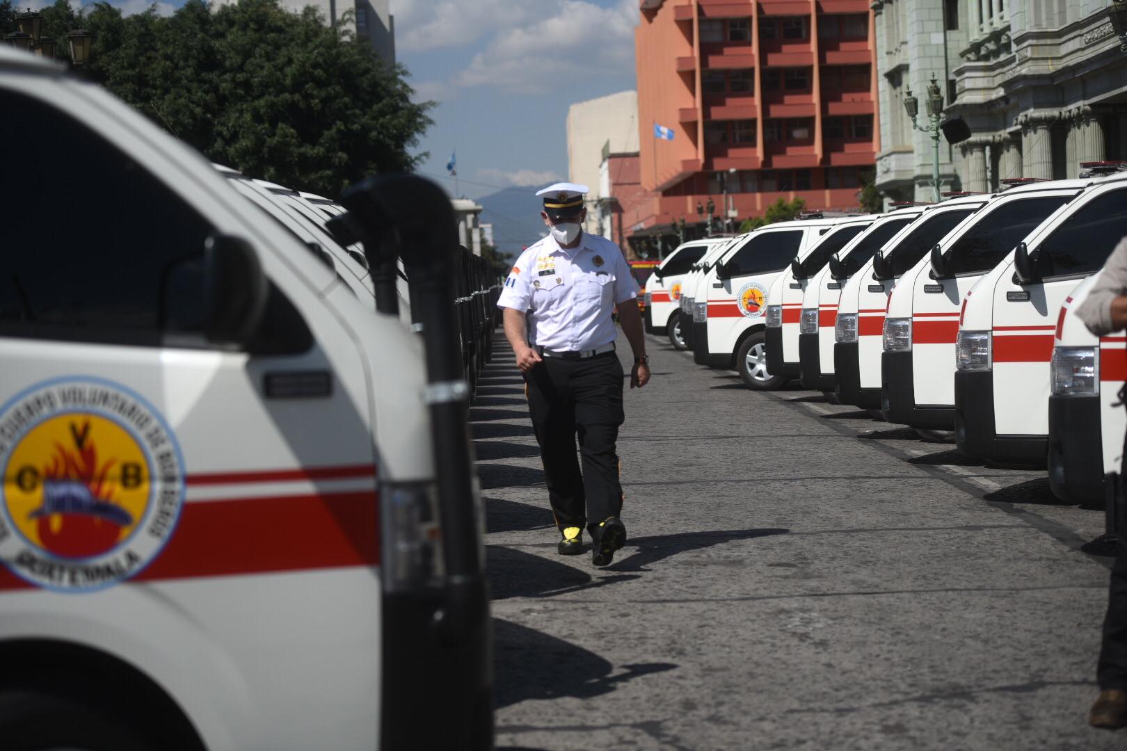 bomberos-voluntarios-ambulancias-entrega-unidades-emisoras-unidas6 | 