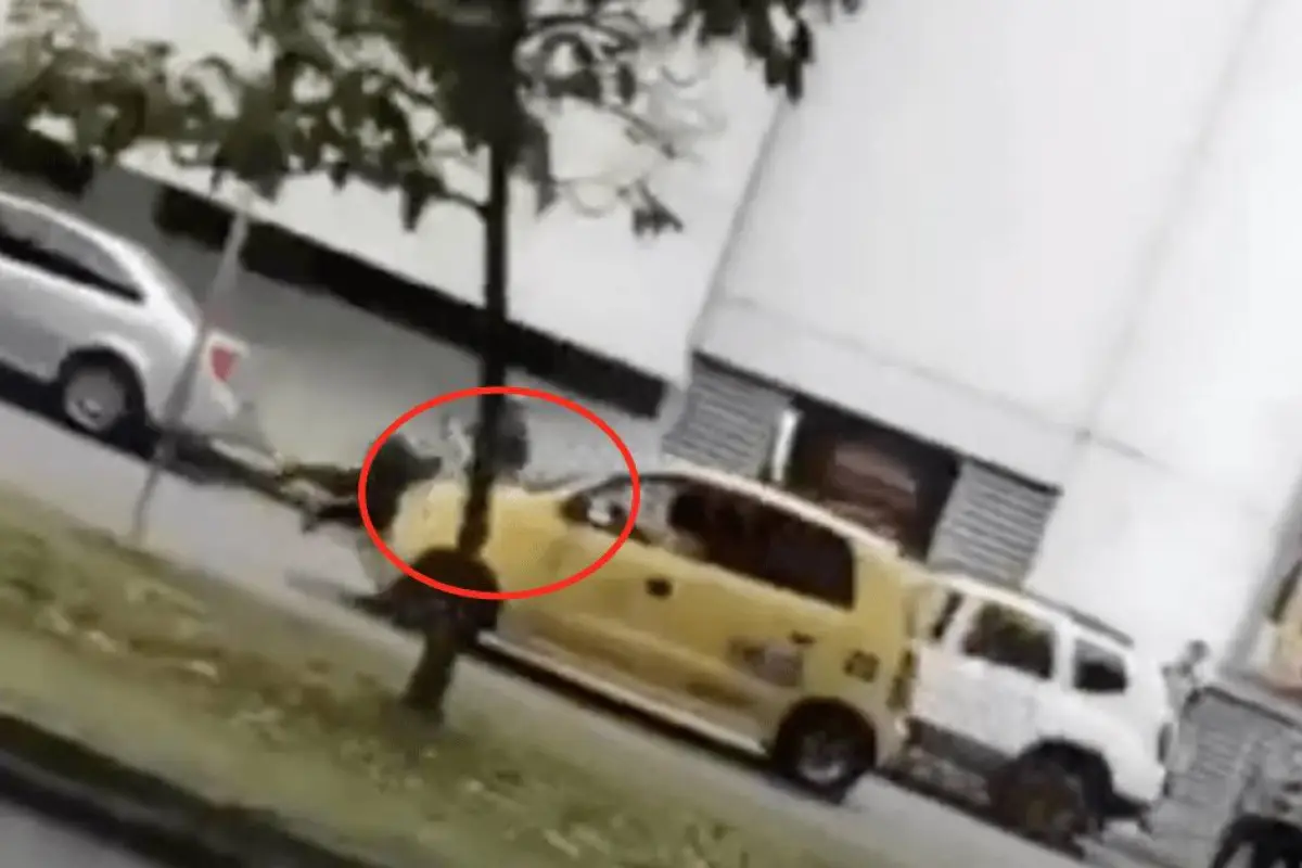 taxista-agente-tránsito-Colombia.png, 