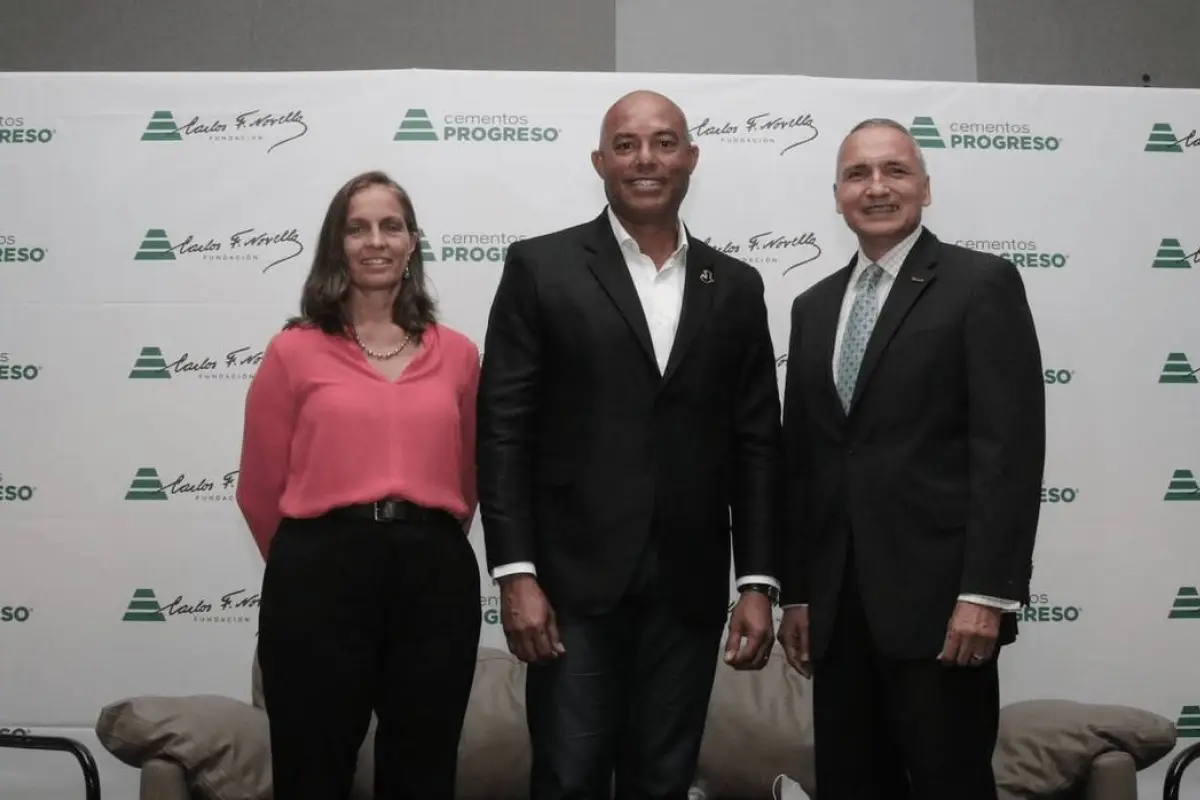 mariano-rivera-cementos-progreso-fundacion-carlos-f-novella-publinews-1-1.png, 