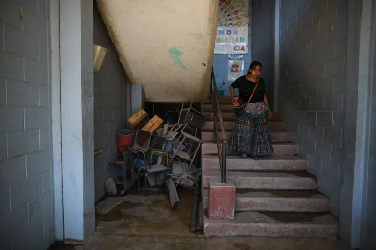 escuela irene sazo en chinautla antes del regreso a clases presencial para ciclo escolar en guatemala 2022 durante la pandemia covid-19 coronavirus (13), 