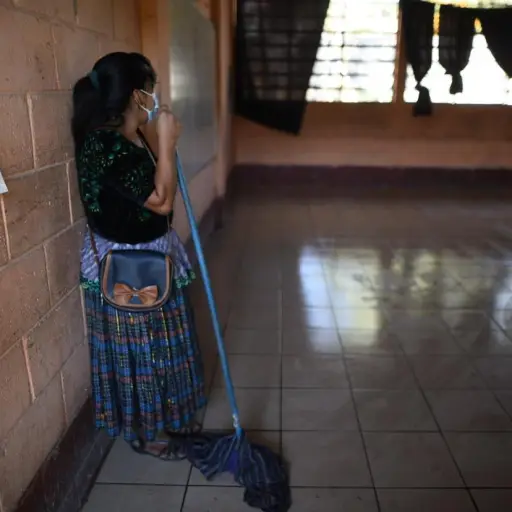 escuela irene sazo en chinautla antes del regreso a clases presencial para ciclo escolar en guatemala 2022 durante la pandemia covid-19 coronavirus (1) ,