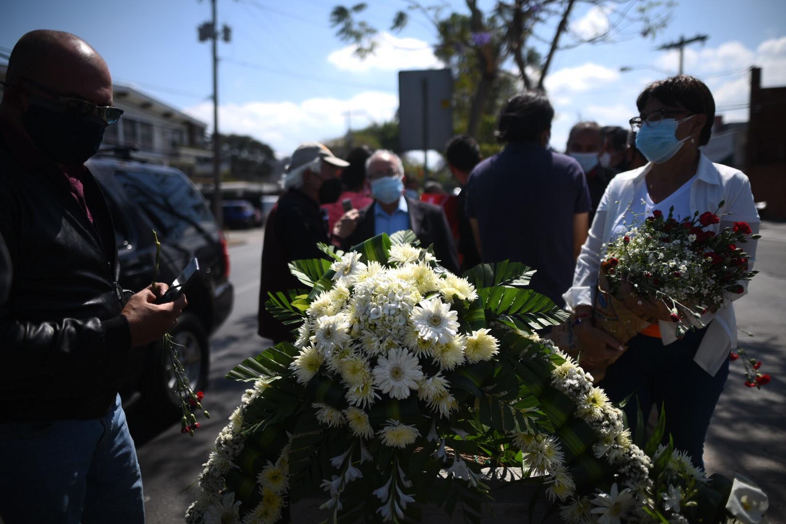 homenaje-exalcalde-manuel-colom-argueta-emisoras-unidas3 | 