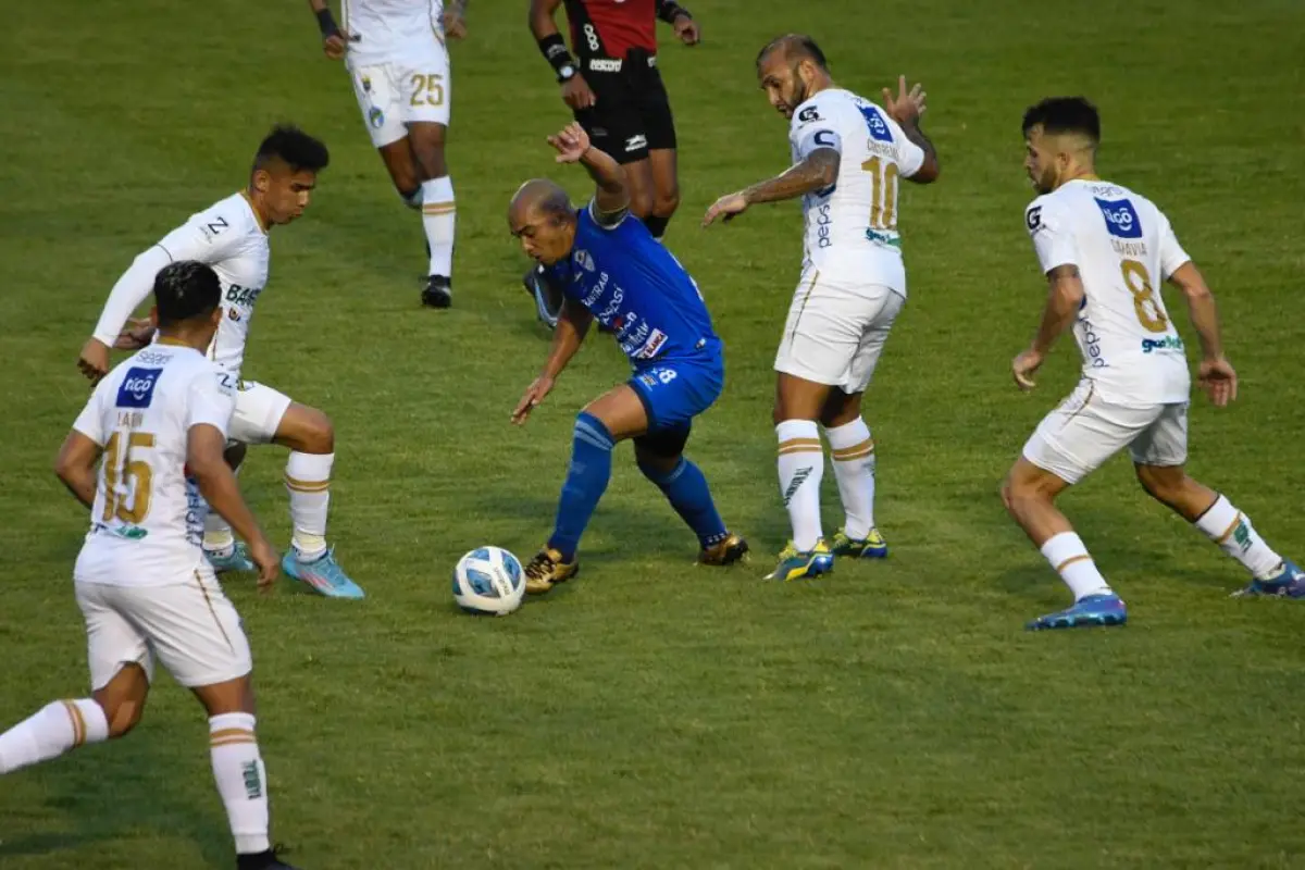 comunicaciones vs Cobán Imperial (15), 