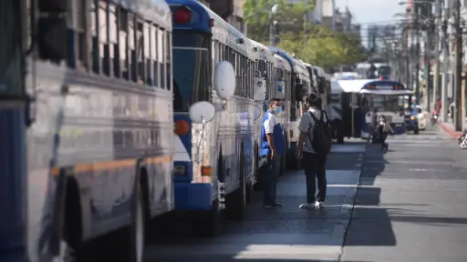 Con la medida, las autoridades buscan evitar una suspensión en el servicio de transporte. ,Archivo.