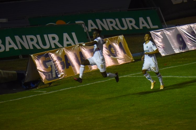 Comunicaciones vs Santa Lucía (6) | 