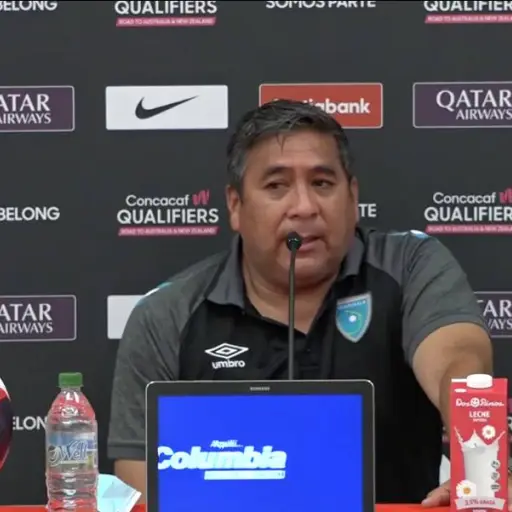 edy-espinoza-seleccion-femenina-emisoras-unidas- ,