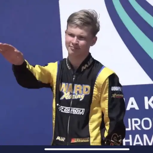 Artem-Severiujin-piloto-hace-saludo-nazi-emisoras-unidas- ,