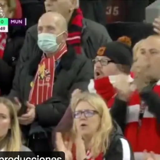 aficion-liverpool-homenaje-cristiano-ronaldo-muerte-de-su-hijo-emisoras-unidas- ,