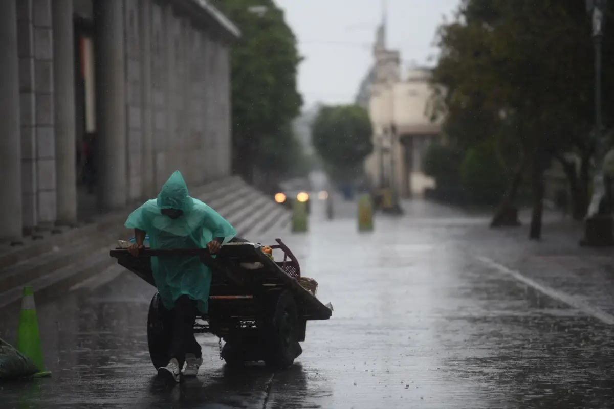 El Insivumeh pronosticó un leve descenso de temperaturas y lluvias. Foto: Edwin Bercián/ArchivoEU