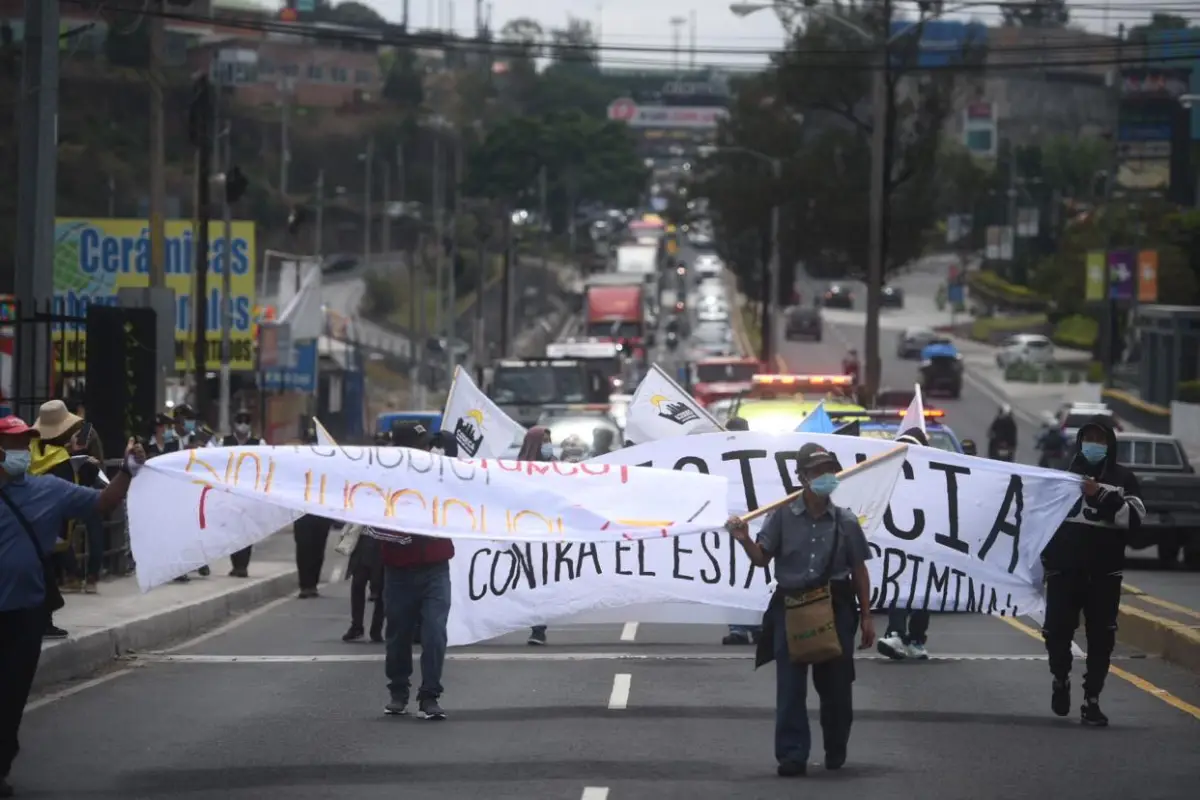 bloqueos-manifestacion-codeca-25-4-2022-fotos-edwin-bercian-publinews-emisoras-unidas-7.jpg, 