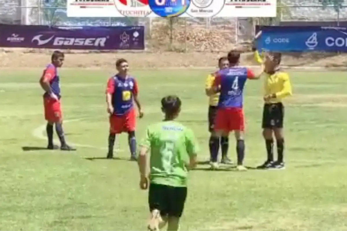 arbitro-agredido-en-futbol-mexicano-emisoras-unidas-, 