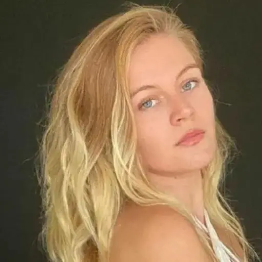 Vera Dijkmans modelo OnlyFans ,