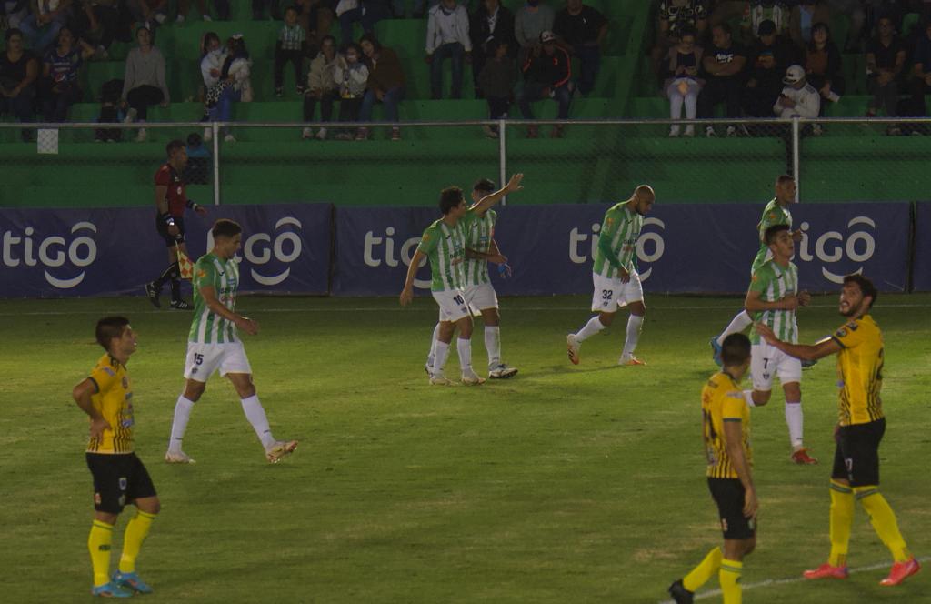 Celebración de Pablo Aguilar ante Guastatoya | 