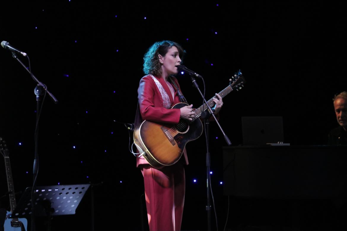 gaby moreno 2 | 