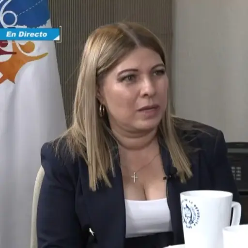 aspirante-fiscal-general-darleene-monge-emisoras-unidas2 ,