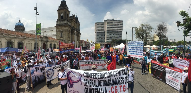 protesta 1 de mayo dia del trabajo 1-5-2022 fotos omar solis publinews emisoras unidas (1) | 