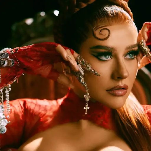 Christina-Aguilera-estreno-album-en-espanol22 ,