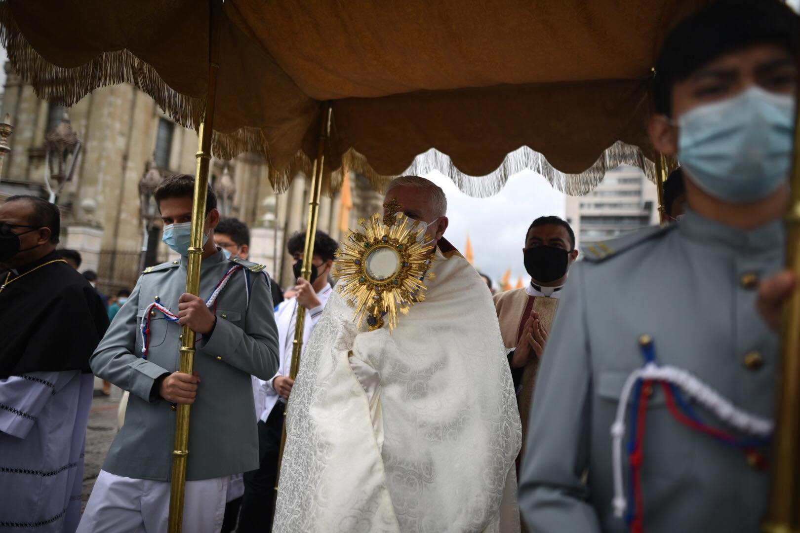 misa-procesion-corpus-christi-emisoras-unidas3 | 